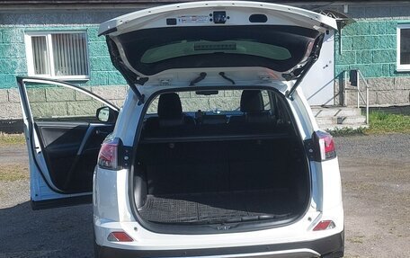 Toyota RAV4, 2016 год, 2 850 000 рублей, 9 фотография