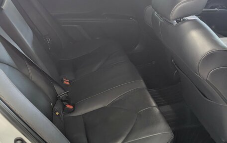 Toyota Camry, 2019 год, 2 850 000 рублей, 9 фотография