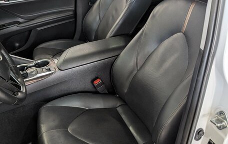 Toyota Camry, 2019 год, 2 850 000 рублей, 3 фотография