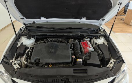 Toyota Camry, 2019 год, 2 850 000 рублей, 12 фотография
