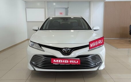 Toyota Camry, 2019 год, 2 850 000 рублей, 11 фотография