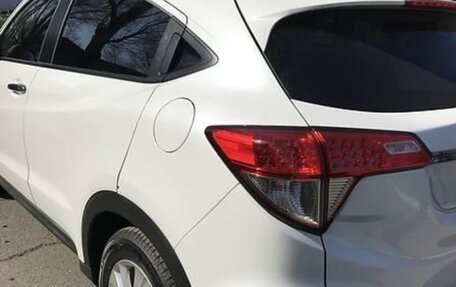 Honda Vezel, 2022 год, 1 630 000 рублей, 5 фотография