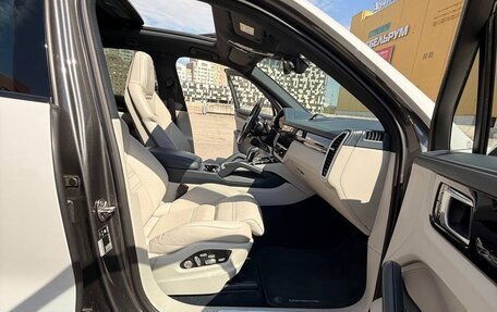 Porsche Cayenne III, 2019 год, 10 000 000 рублей, 11 фотография