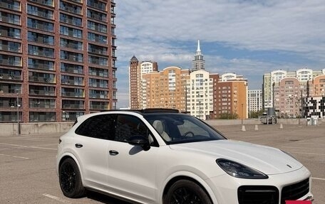 Porsche Cayenne III, 2019 год, 10 000 000 рублей, 2 фотография