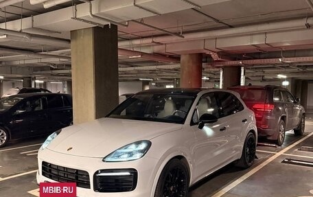 Porsche Cayenne III, 2019 год, 10 000 000 рублей, 18 фотография