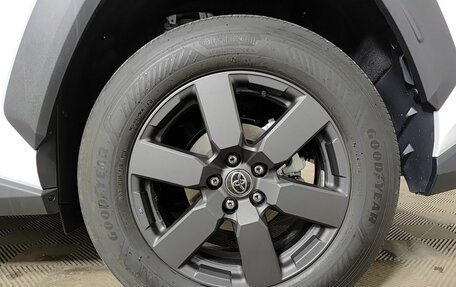 Toyota RAV4, 2026 год, 4 300 000 рублей, 18 фотография