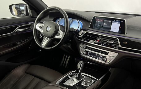 BMW 7 серия, 2018 год, 4 250 000 рублей, 13 фотография