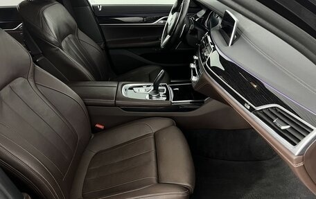 BMW 7 серия, 2018 год, 4 250 000 рублей, 12 фотография