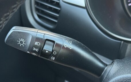 KIA Rio IV, 2018 год, 1 319 000 рублей, 19 фотография