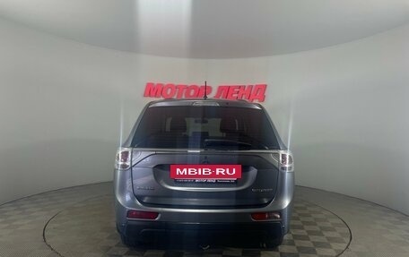Mitsubishi Outlander III рестайлинг 3, 2013 год, 1 317 000 рублей, 5 фотография