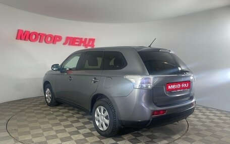 Mitsubishi Outlander III рестайлинг 3, 2013 год, 1 317 000 рублей, 4 фотография