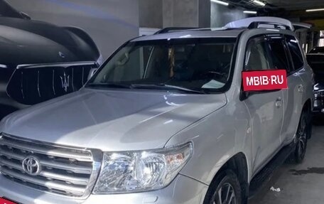 Toyota Land Cruiser 200, 2008 год, 2 585 000 рублей, 2 фотография
