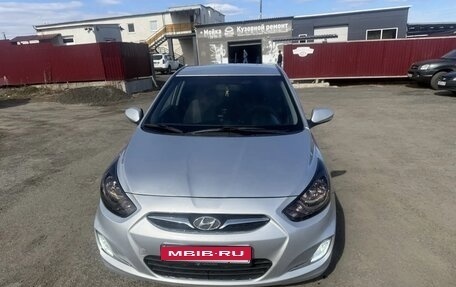 Hyundai Solaris II рестайлинг, 2011 год, 635 000 рублей, 1 фотография