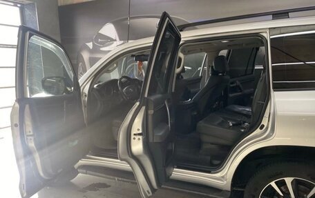 Toyota Land Cruiser 200, 2008 год, 2 585 000 рублей, 7 фотография