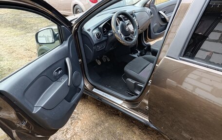 Renault Sandero II рестайлинг, 2019 год, 1 050 000 рублей, 4 фотография