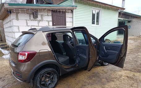 Renault Sandero II рестайлинг, 2019 год, 1 050 000 рублей, 7 фотография