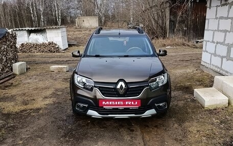 Renault Sandero II рестайлинг, 2019 год, 1 050 000 рублей, 9 фотография