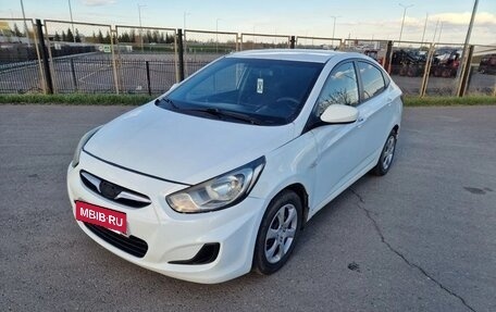 Hyundai Solaris II рестайлинг, 2012 год, 449 000 рублей, 2 фотография
