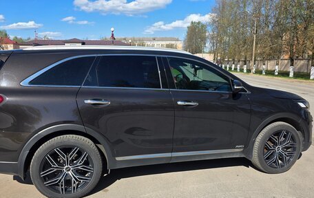 KIA Sorento III Prime рестайлинг, 2018 год, 2 800 000 рублей, 2 фотография