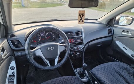 Hyundai Solaris II рестайлинг, 2012 год, 449 000 рублей, 9 фотография