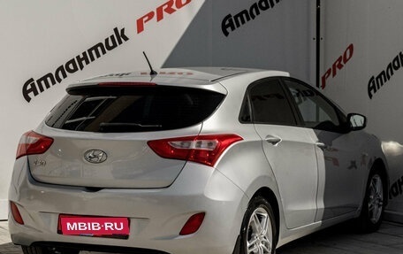 Hyundai i30 II рестайлинг, 2013 год, 1 000 000 рублей, 6 фотография