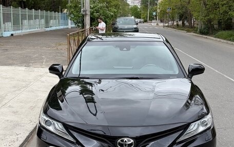 Toyota Camry, 2021 год, 2 300 000 рублей, 3 фотография