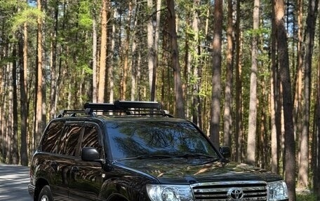 Toyota Land Cruiser 100 рестайлинг 2, 2004 год, 1 900 000 рублей, 2 фотография