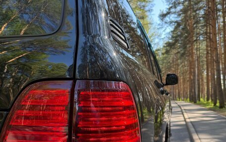 Toyota Land Cruiser 100 рестайлинг 2, 2004 год, 1 900 000 рублей, 7 фотография