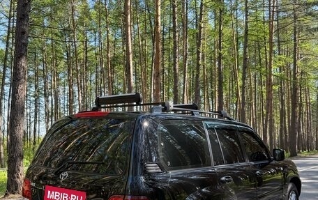 Toyota Land Cruiser 100 рестайлинг 2, 2004 год, 1 900 000 рублей, 15 фотография