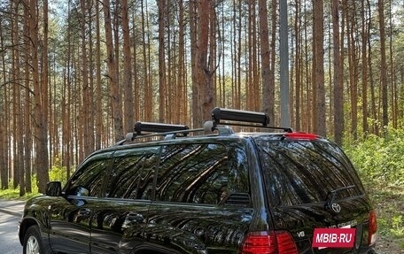 Toyota Land Cruiser 100 рестайлинг 2, 2004 год, 1 900 000 рублей, 16 фотография