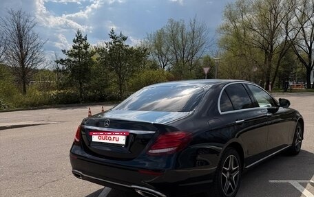 Mercedes-Benz E-Класс, 2016 год, 3 000 000 рублей, 4 фотография