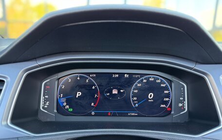 Volkswagen T-Roc I, 2021 год, 2 690 000 рублей, 22 фотография