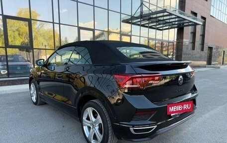 Volkswagen T-Roc I, 2021 год, 2 690 000 рублей, 15 фотография
