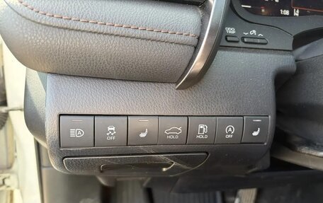 Toyota Camry, 2022 год, 3 500 000 рублей, 2 фотография