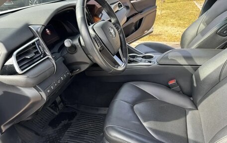 Toyota Camry, 2022 год, 3 500 000 рублей, 24 фотография