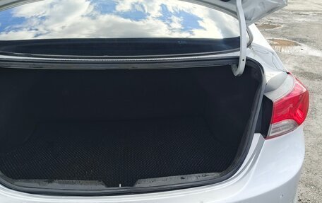 Hyundai Avante, 2012 год, 825 000 рублей, 8 фотография