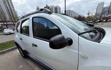 Renault Duster I рестайлинг, 2017 год, 900 000 рублей, 5 фотография