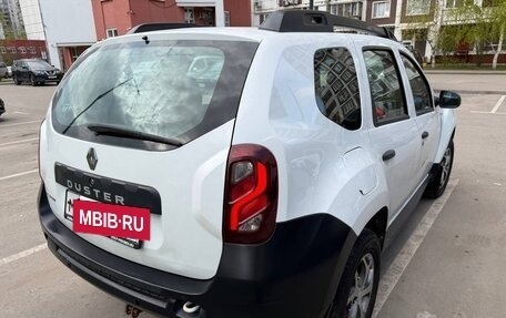 Renault Duster I рестайлинг, 2017 год, 900 000 рублей, 4 фотография