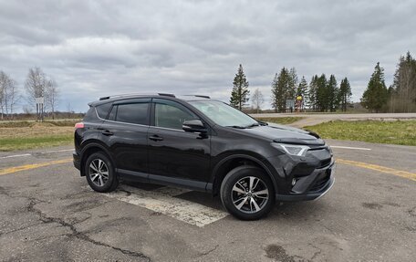 Toyota RAV4, 2015 год, 1 750 000 рублей, 6 фотография
