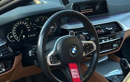 BMW 5 серия, 2019 год, 3 750 000 рублей, 15 фотография