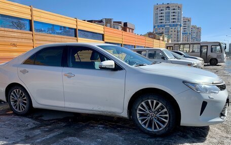 Toyota Camry, 2016 год, 2 550 000 рублей, 2 фотография
