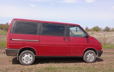 Volkswagen Transporter T4, 1993 год, 495 000 рублей, 1 фотография
