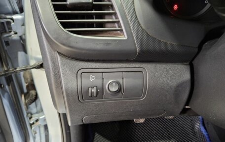Hyundai Solaris II рестайлинг, 2012 год, 520 000 рублей, 32 фотография