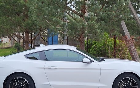 Ford Mustang VI рестайлинг, 2020 год, 3 200 000 рублей, 9 фотография