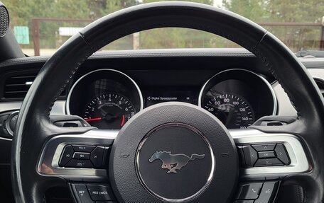 Ford Mustang VI рестайлинг, 2020 год, 3 200 000 рублей, 24 фотография