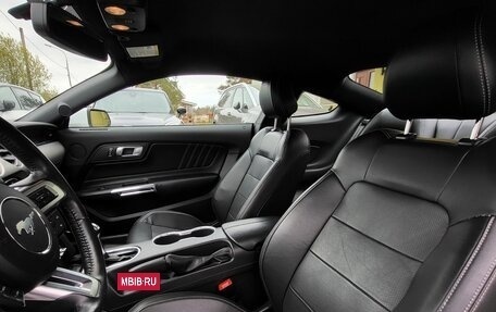 Ford Mustang VI рестайлинг, 2020 год, 3 200 000 рублей, 15 фотография