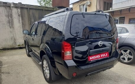 Nissan Pathfinder, 2012 год, 2 000 000 рублей, 2 фотография