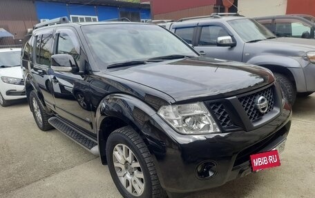 Nissan Pathfinder, 2012 год, 2 000 000 рублей, 3 фотография