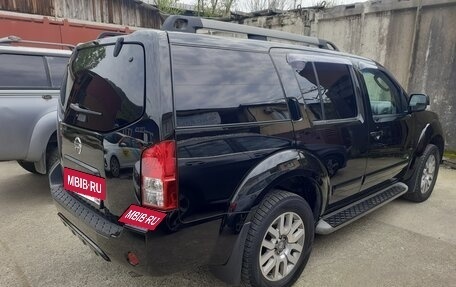 Nissan Pathfinder, 2012 год, 2 000 000 рублей, 4 фотография