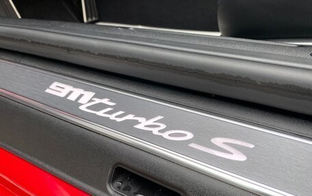 Porsche 911, 2021 год, 28 500 000 рублей, 38 фотография